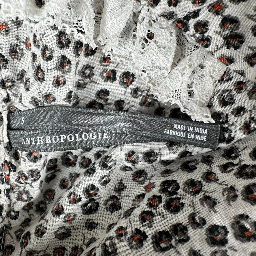 Anthropologie Blouse Women Small Gray Floral Lace Trim Boho Cottagecore Top‎ - Picture 4 of 6